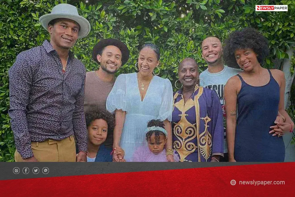 Darlene Mowry with her family including her children